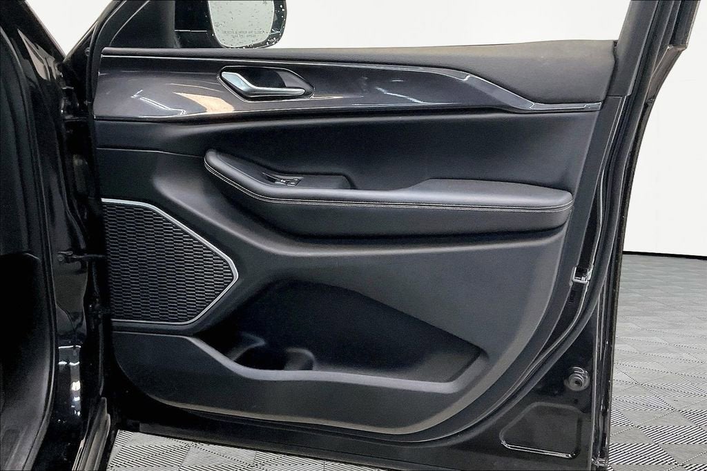 2022 Jeep Grand Cherokee L Altitude