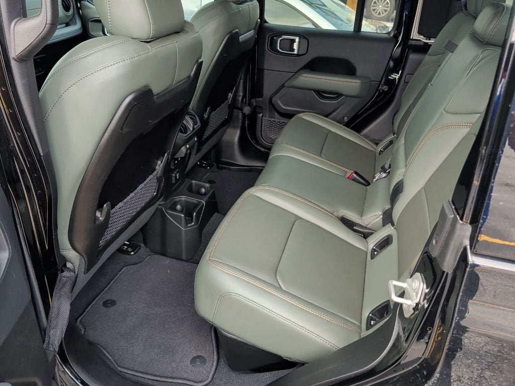 2024 Jeep Gladiator Mojave X