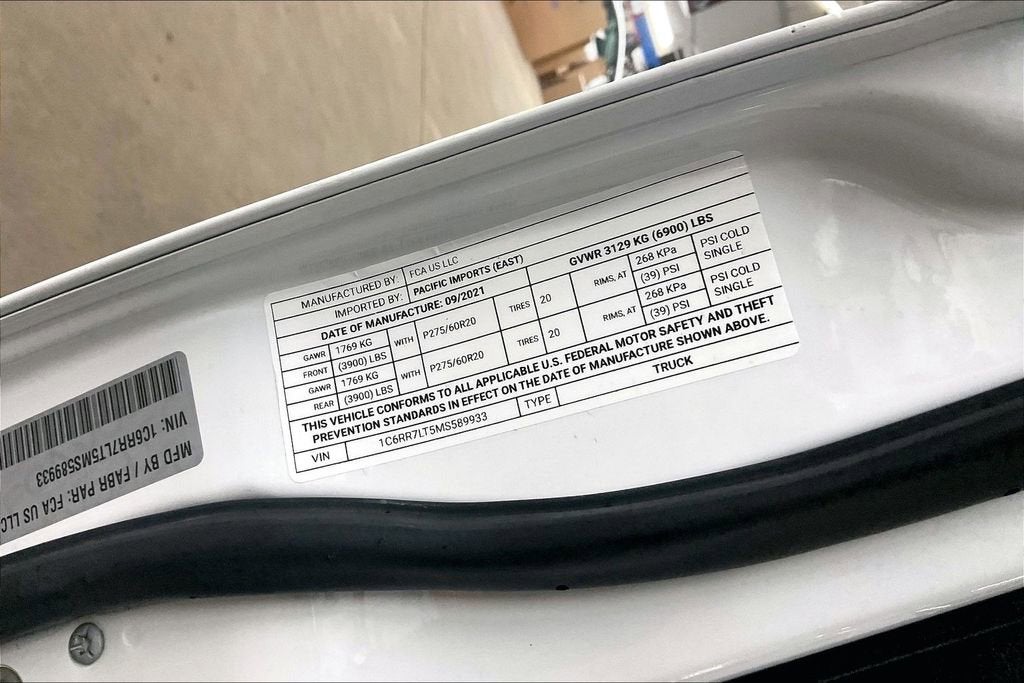 2021 RAM 1500 Classic SLT