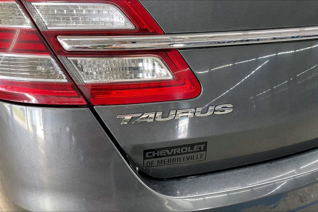 2017 Ford Taurus SEL