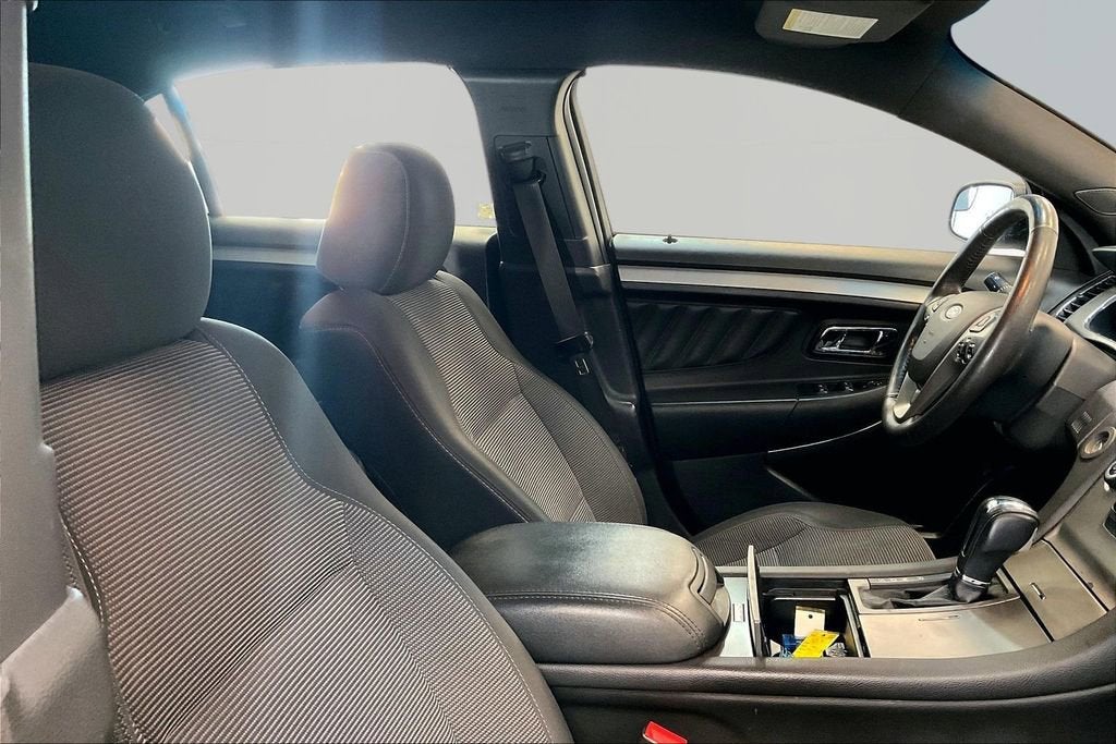 2017 Ford Taurus SEL