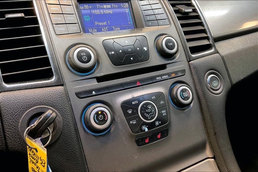 2014 Ford Taurus SEL