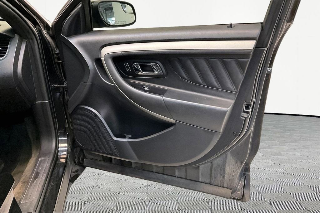 2014 Ford Taurus SEL
