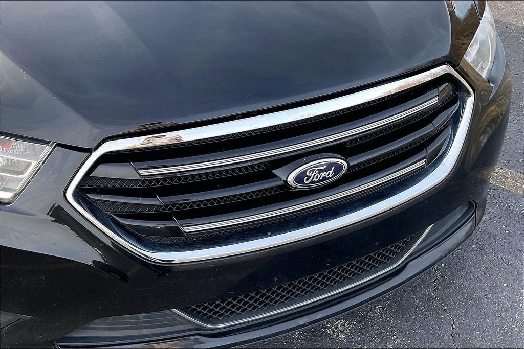 2015 Ford Taurus Limited