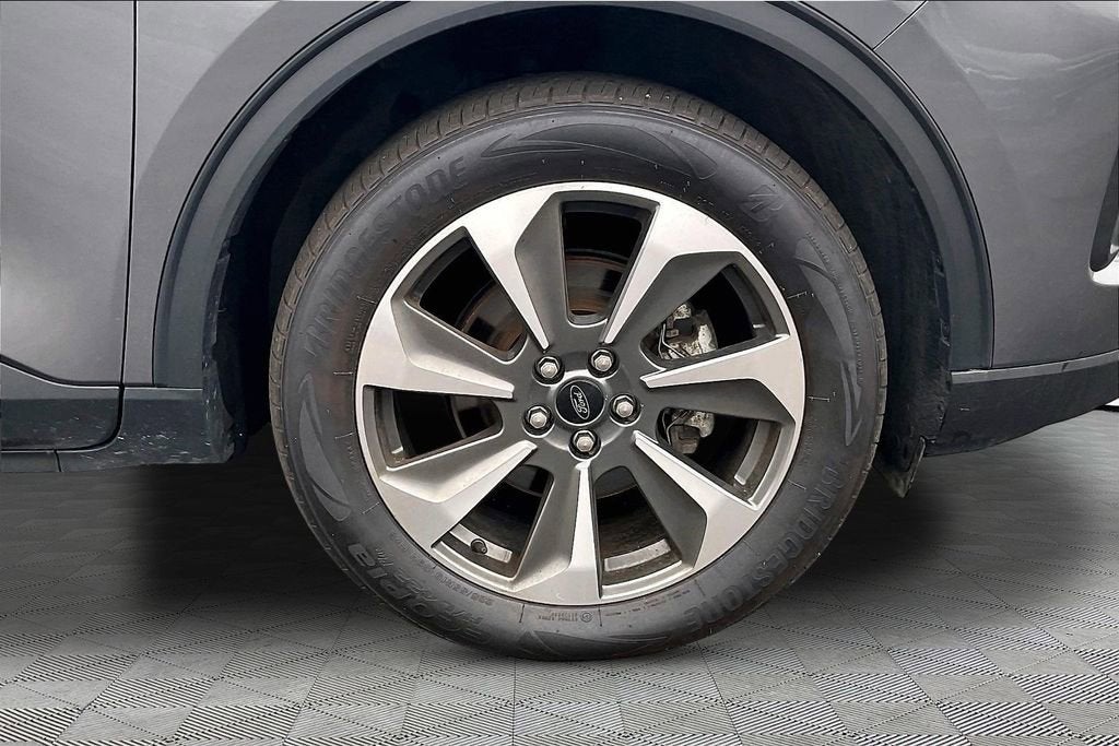 2024 Ford Escape Platinum