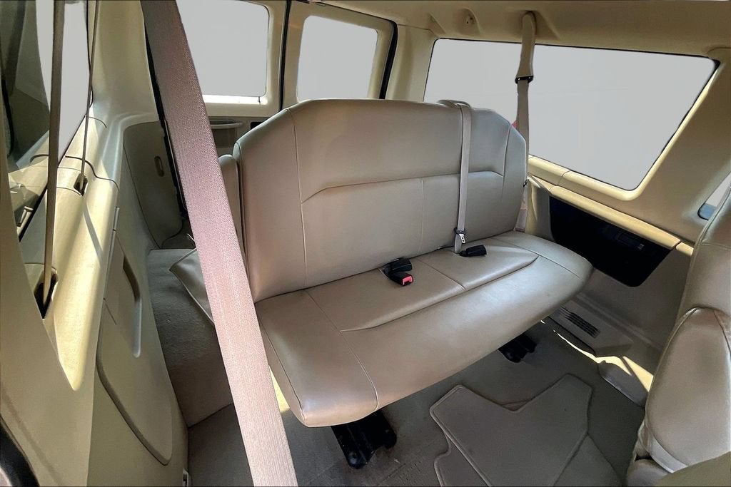 2009 Ford Econoline Wagon XL