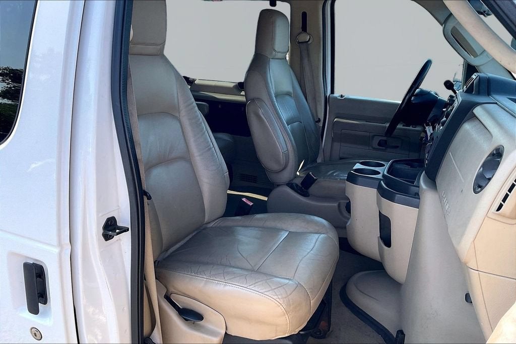 2009 Ford Econoline Wagon XL