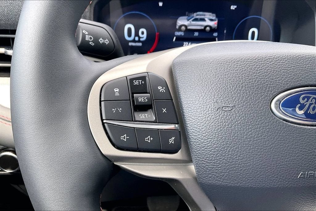 2026 Ford Explorer Active w/100A Pkg