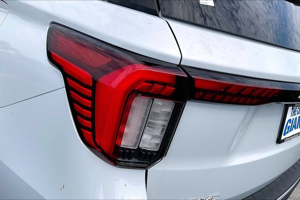 2026 Ford Explorer Active w/100A Pkg