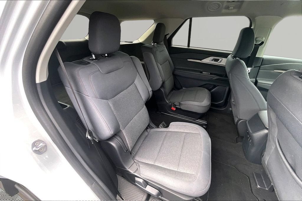 2026 Ford Explorer Active w/100A Pkg