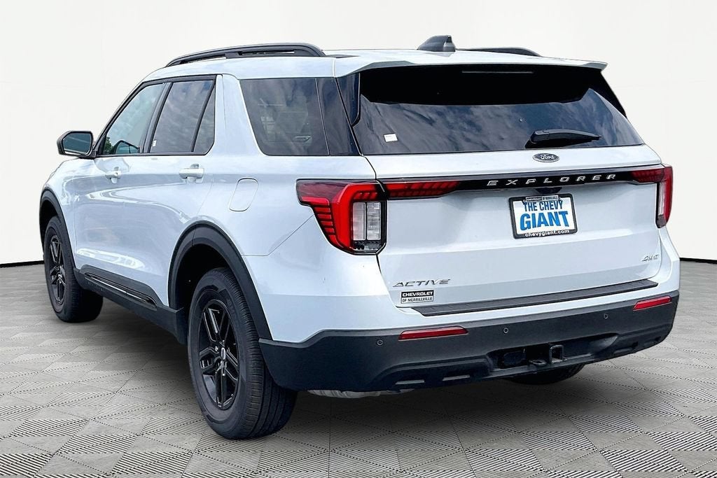 2026 Ford Explorer Active w/100A Pkg