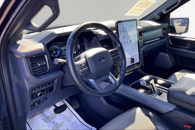 2024 Ford F-150 Lightning LARIAT