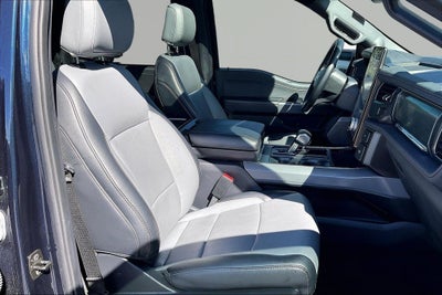 2024 Ford F-150 Lightning LARIAT