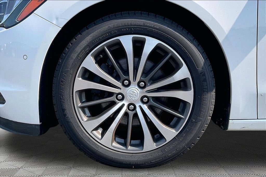 2018 Buick LaCrosse Premium