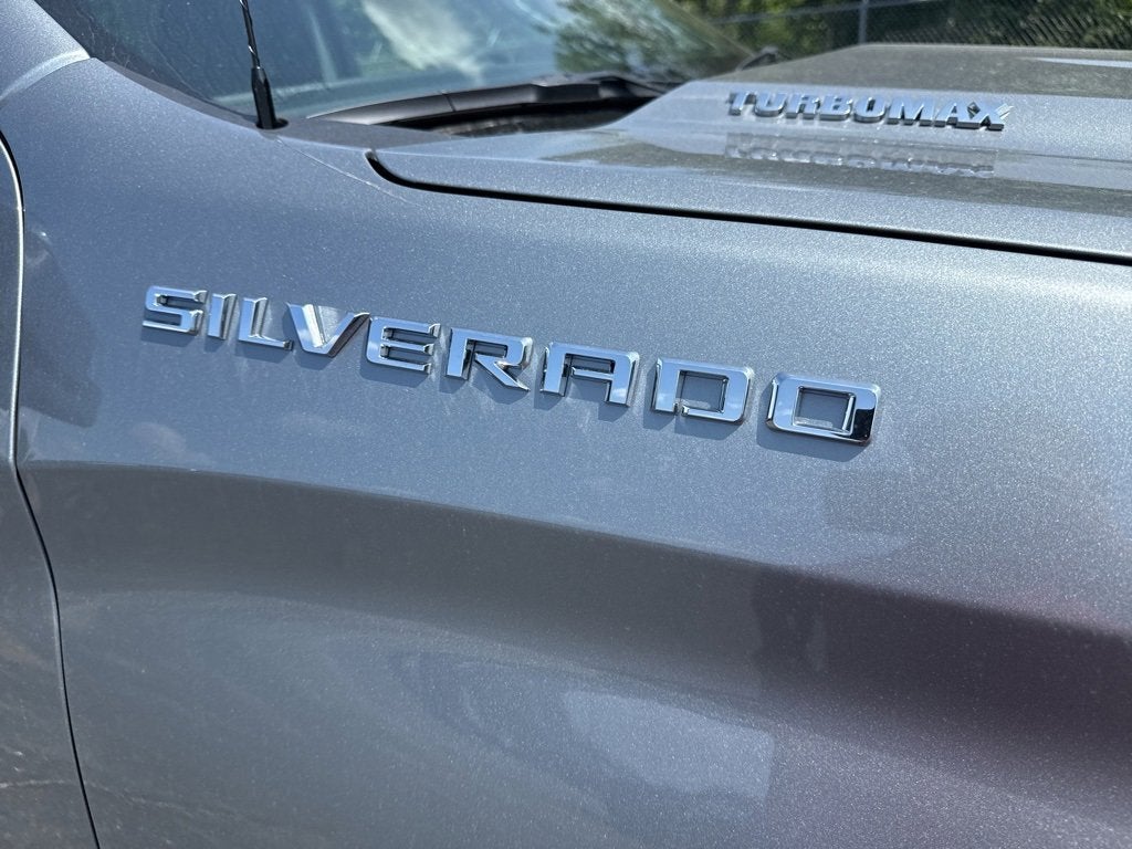 2025 Chevrolet Silverado 1500 LT (2FL)