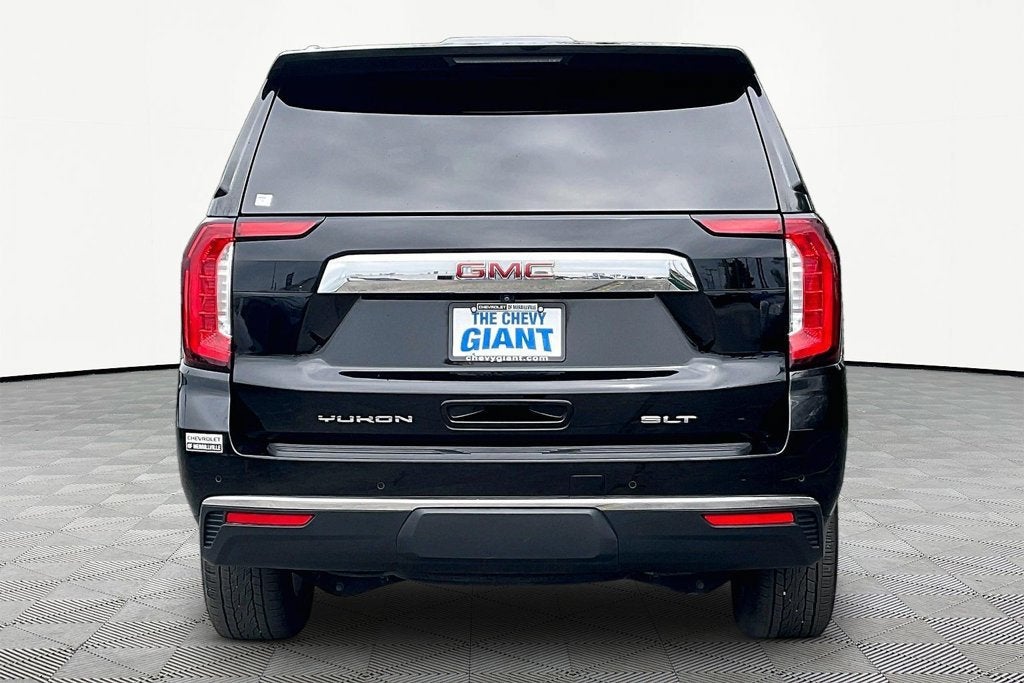 2023 GMC Yukon SLT