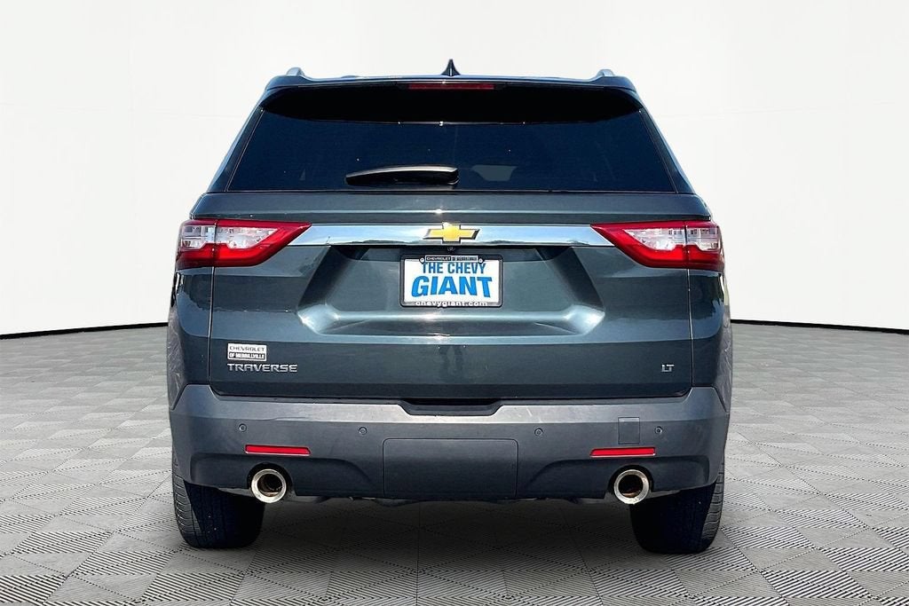 2018 Chevrolet Traverse LT Cloth