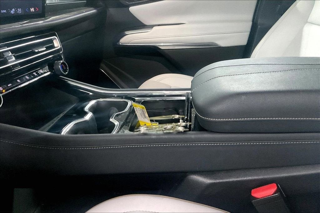 2024 Chevrolet Traverse Premier