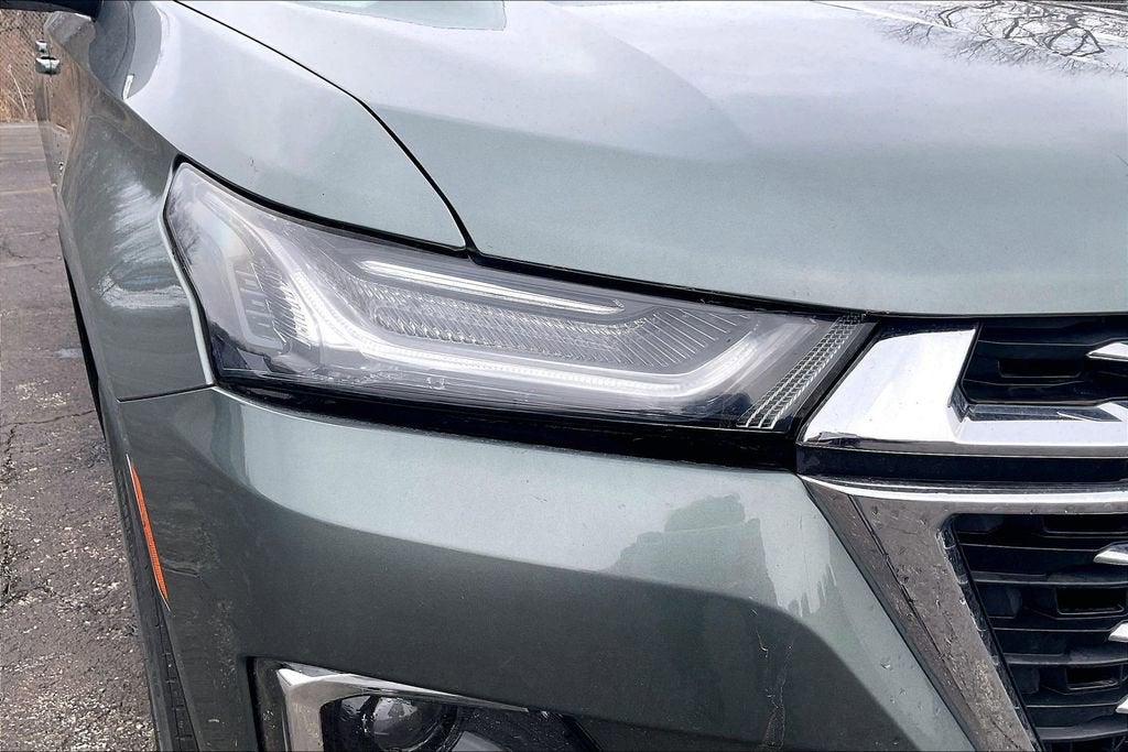 2022 Chevrolet Traverse LT Leather