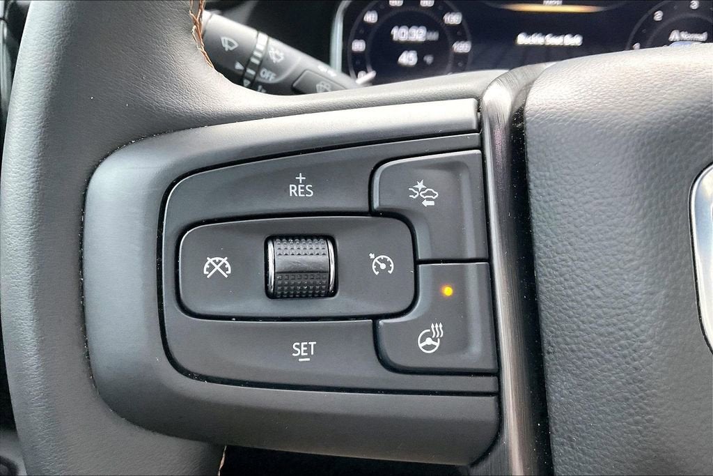 2025 GMC Sierra 3500 HD AT4