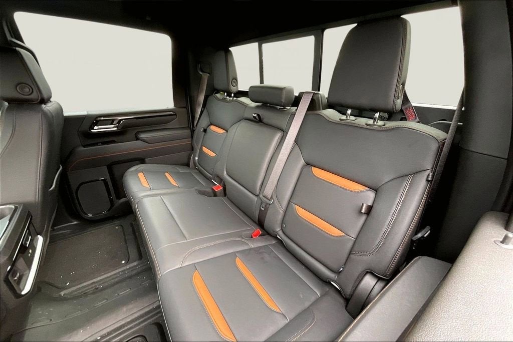 2025 GMC Sierra 3500 HD AT4