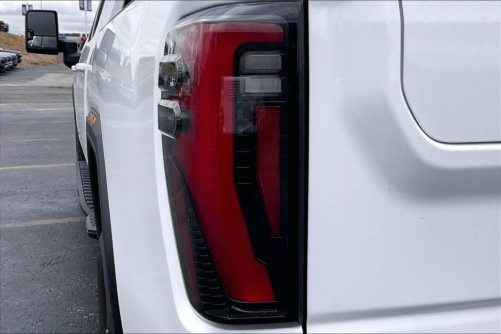 2025 GMC Sierra 3500 HD AT4