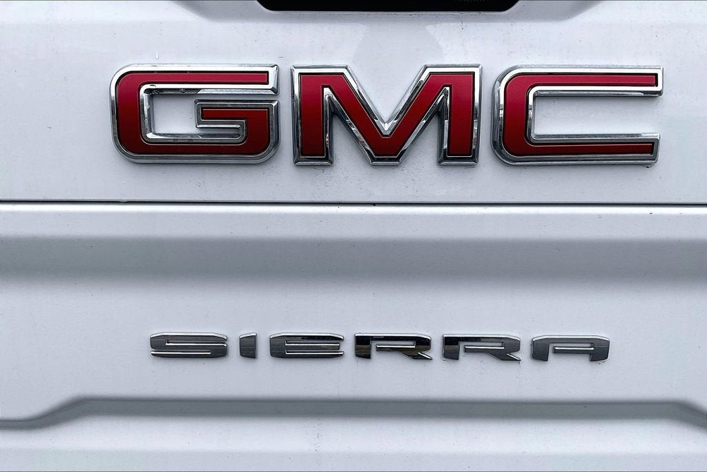 2025 GMC Sierra 3500 HD AT4