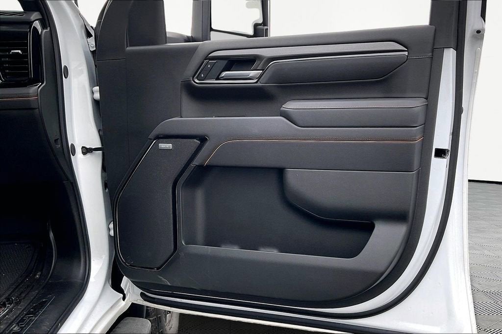 2025 GMC Sierra 3500 HD AT4