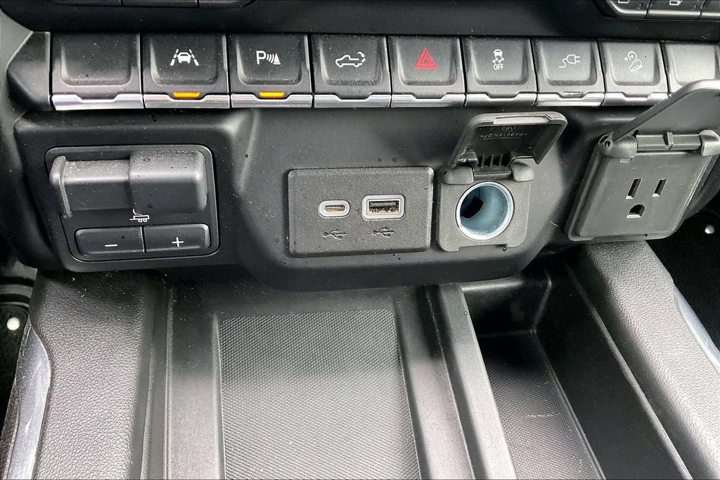 2022 GMC Sierra 1500 Limited AT4
