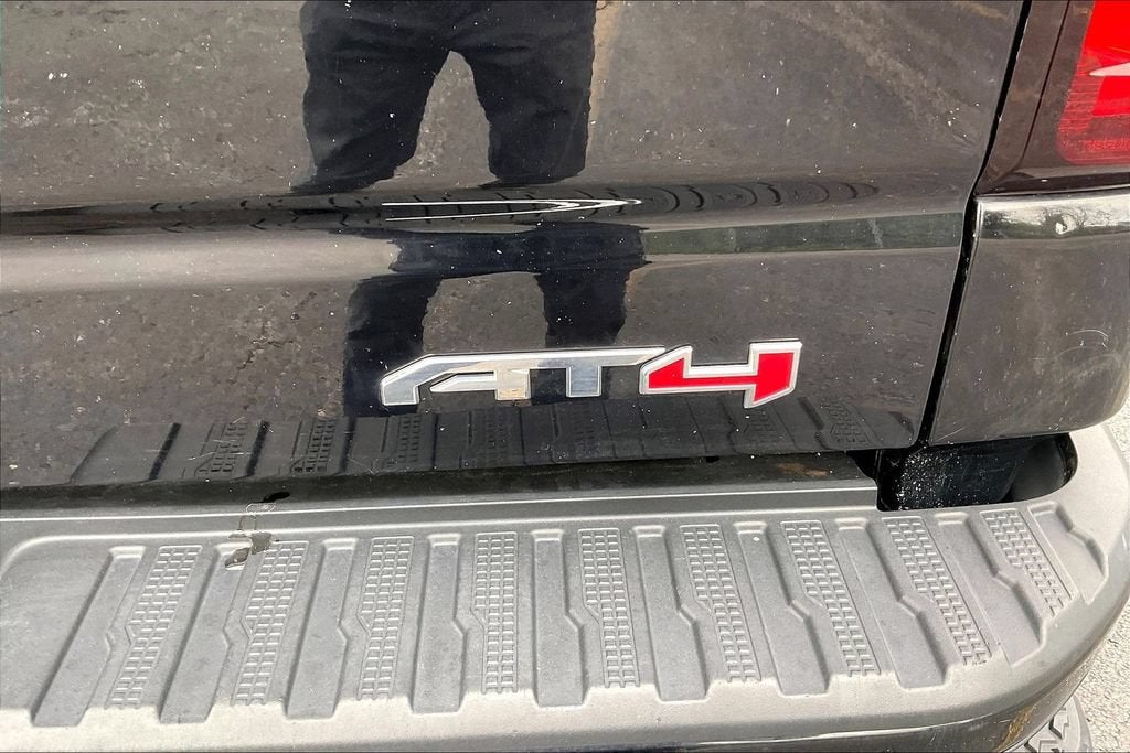 2022 GMC Sierra 1500 Limited AT4