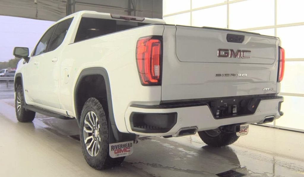 2022 GMC Sierra 1500 AT4