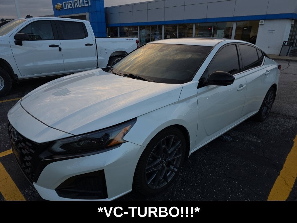 2023 Nissan Altima 2.0 SR