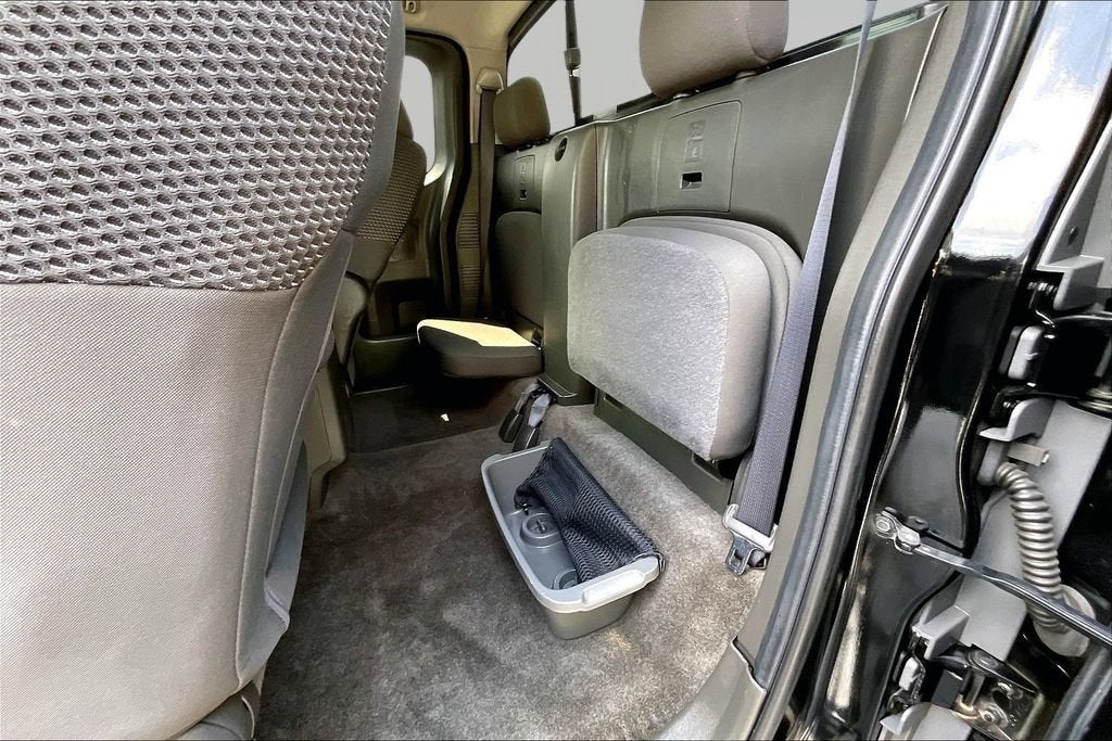 2012 Nissan Frontier SV