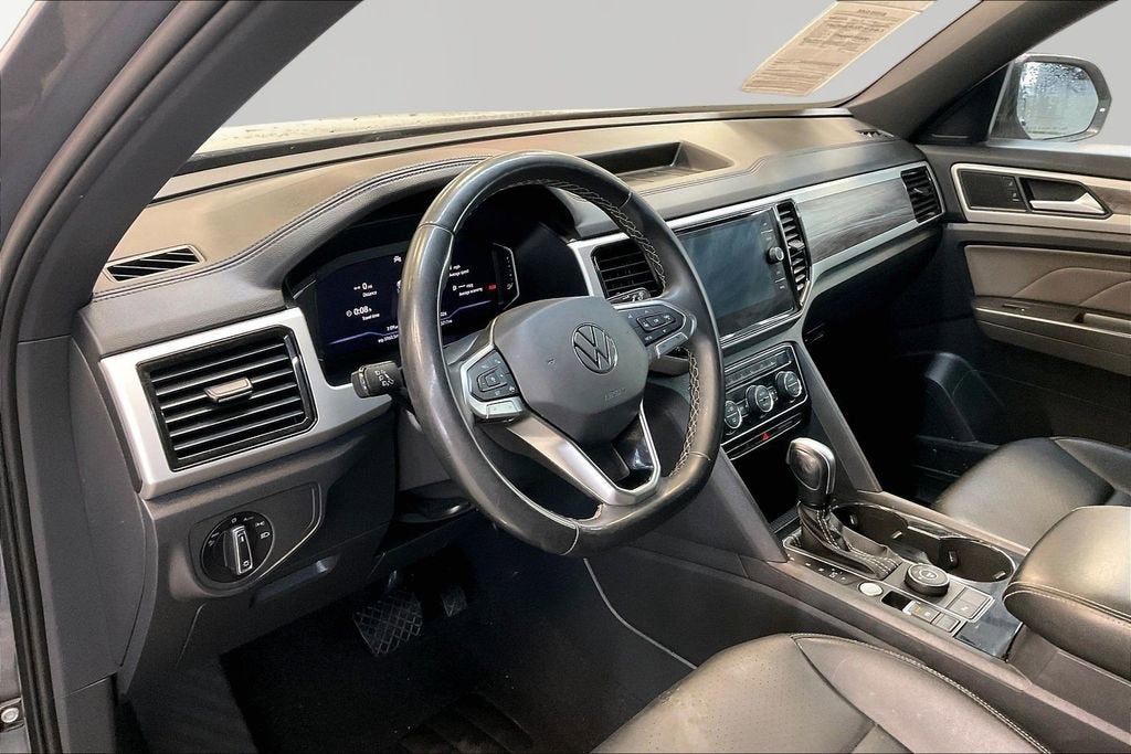 2023 Volkswagen Atlas Cross Sport 2.0T SE w/Technology