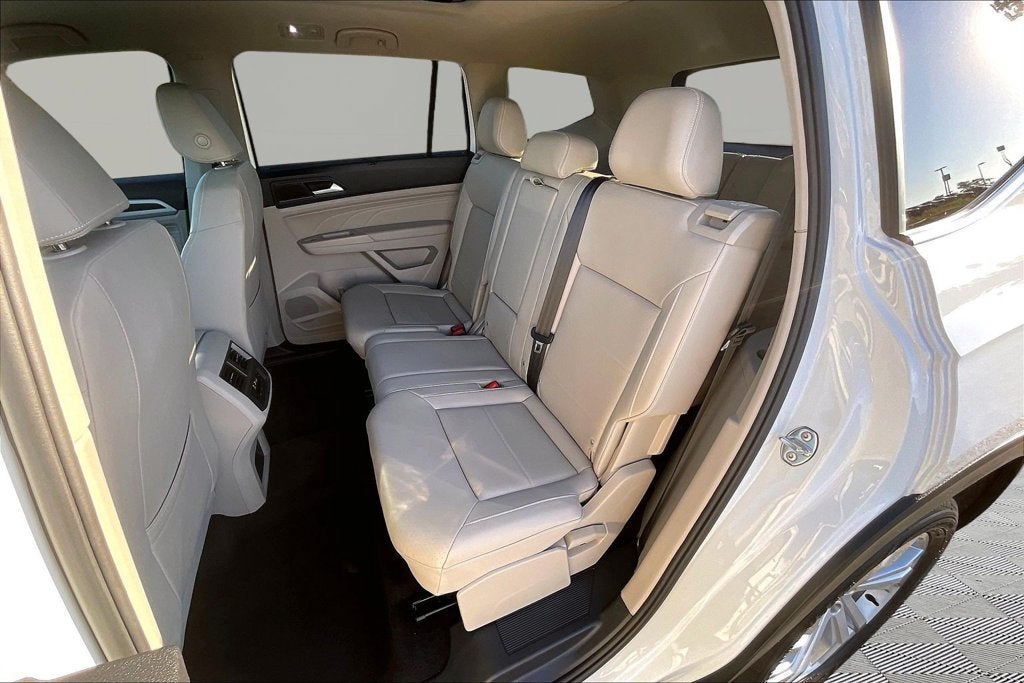 2023 Volkswagen Atlas 3.6L V6 SE w/Technology