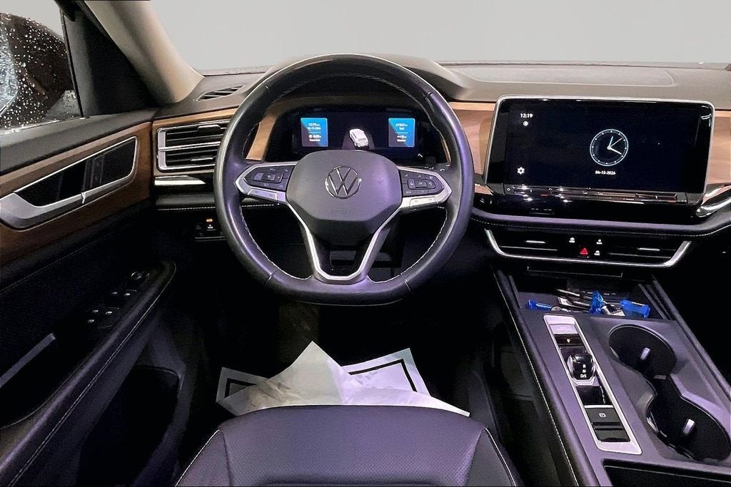 2024 Volkswagen Atlas 2.0T SE