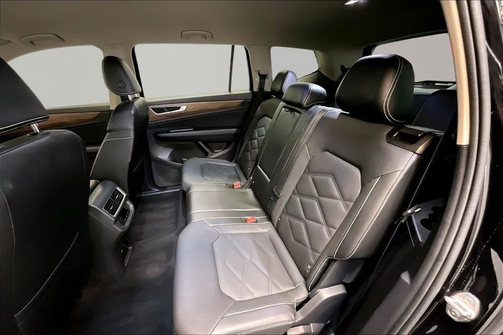 2024 Volkswagen Atlas 2.0T SE