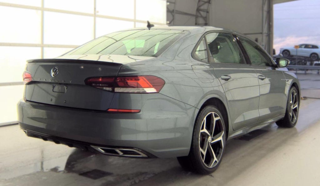 2020 Volkswagen Passat 2.0T R-Line