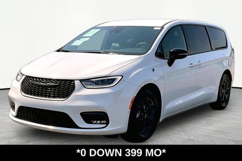 2024 Chrysler Pacifica Hybrid S Appearance Pkg