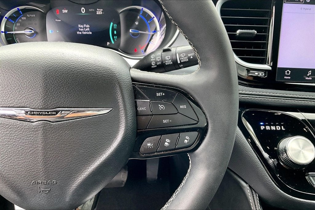 2025 Chrysler Pacifica Hybrid Premium S Appearance Pkg