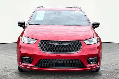 2025 Chrysler Pacifica Hybrid Premium S Appearance Pkg