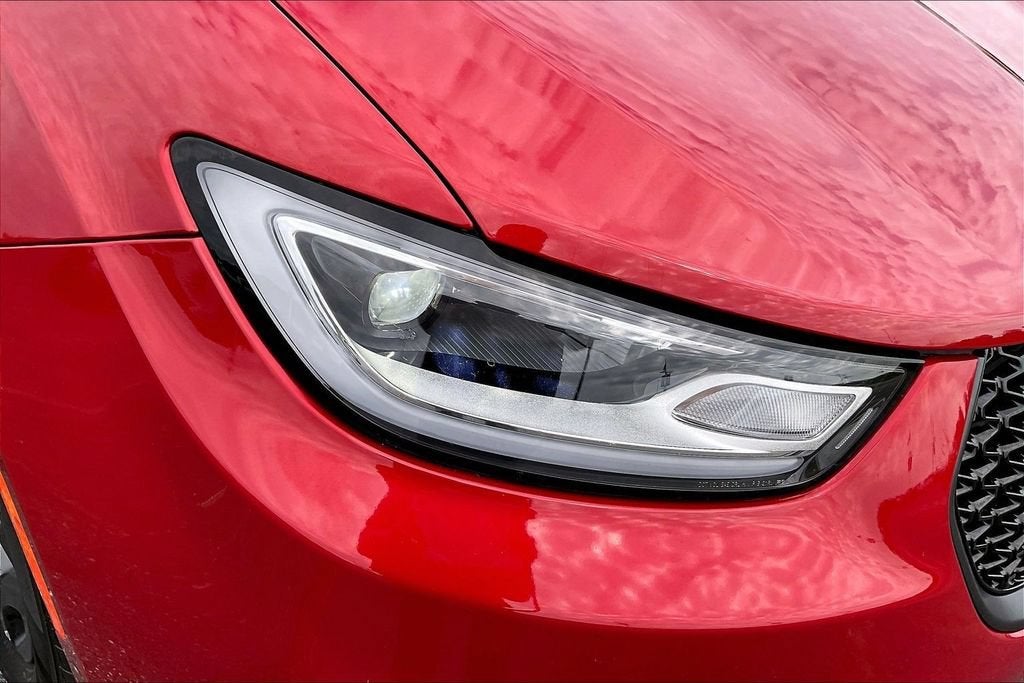 2025 Chrysler Pacifica Hybrid Premium S Appearance Pkg