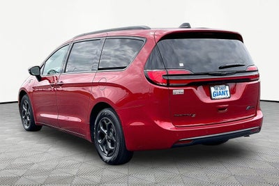 2025 Chrysler Pacifica Hybrid Premium S Appearance Pkg