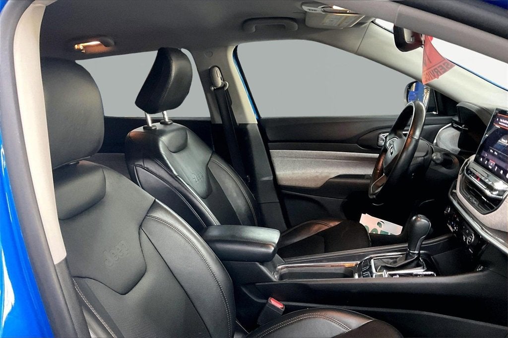 2022 Jeep Compass Latitude Lux