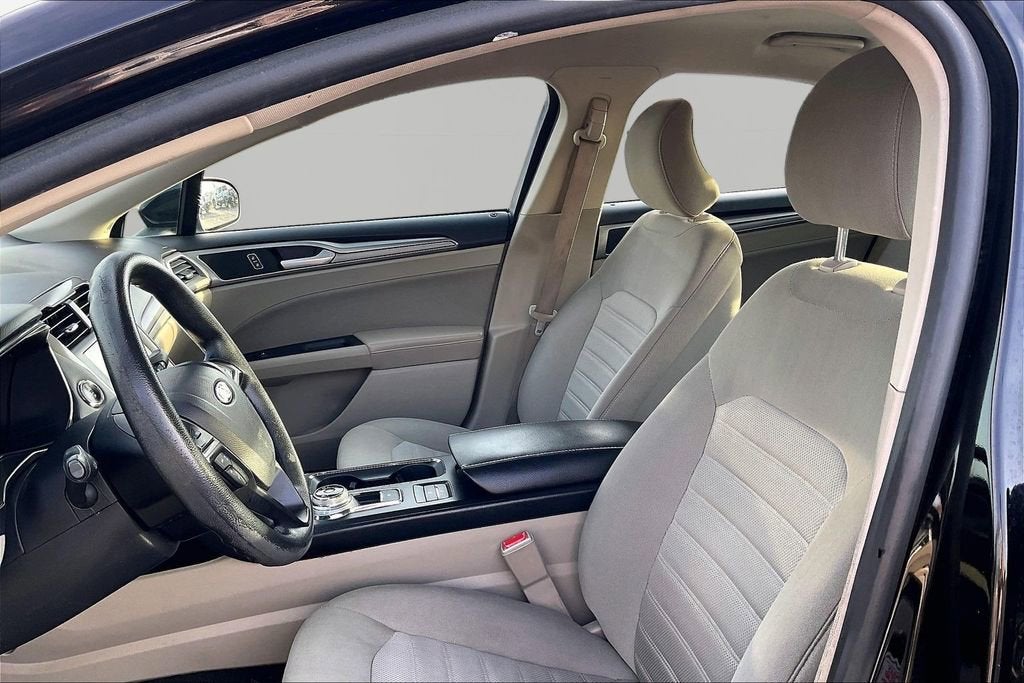 2019 Ford Fusion Hybrid SE