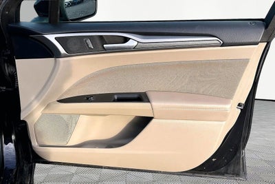 2019 Ford Fusion Hybrid SE