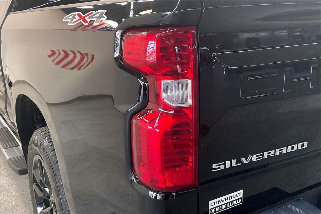 2024 Chevrolet Silverado 1500 LT (2FL)