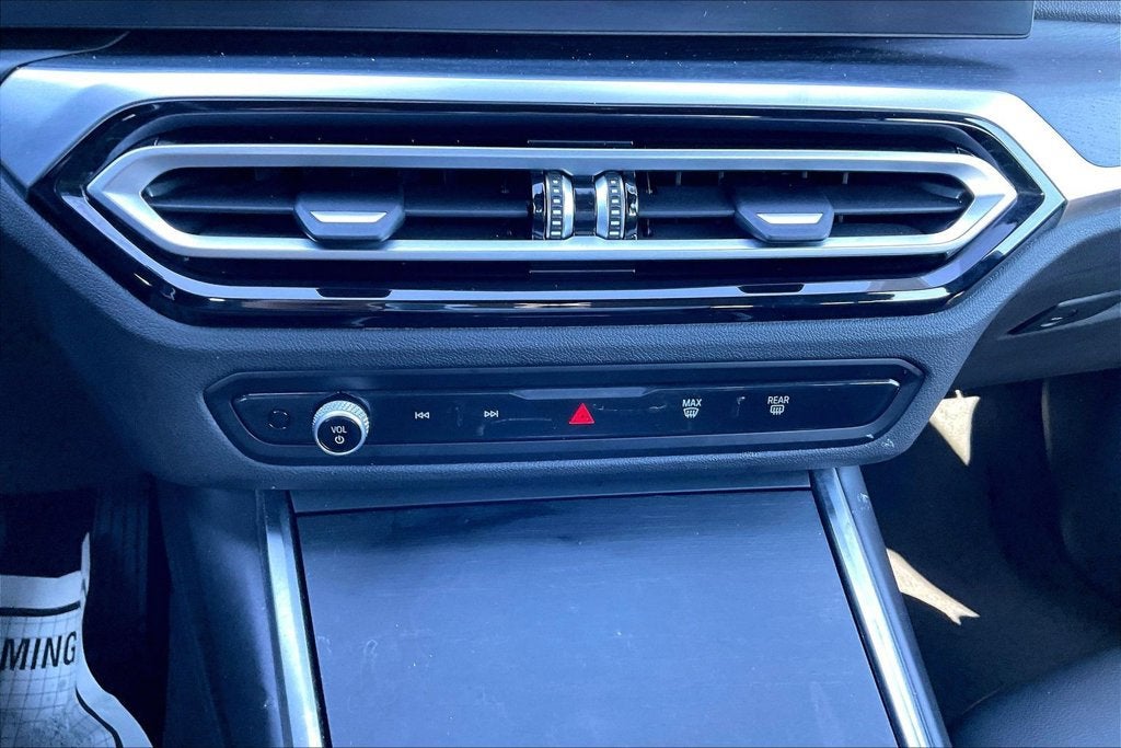 2023 BMW 3 Series 330i xDrive