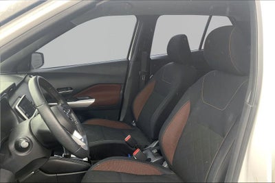 2018 Nissan Kicks SR