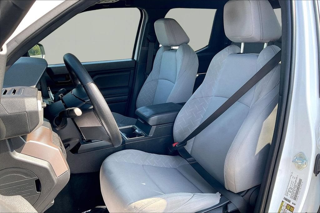 2024 Toyota Tacoma 2WD SR5